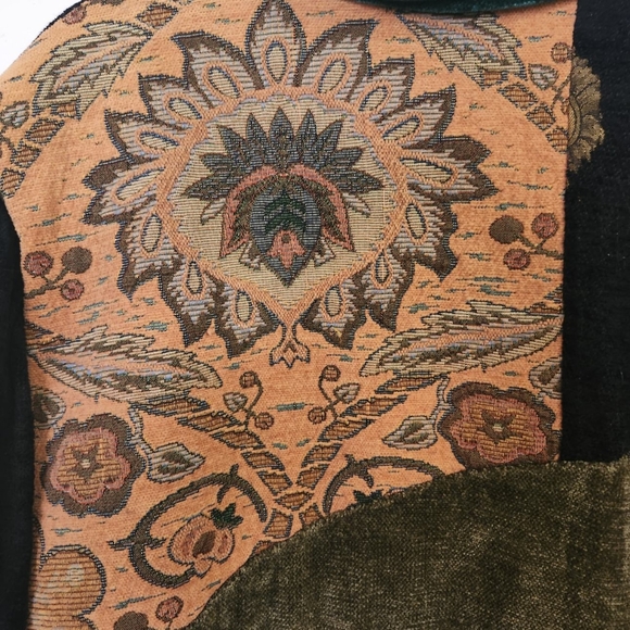 Embroidered Patchwork Jacket - Picture 7 of 10